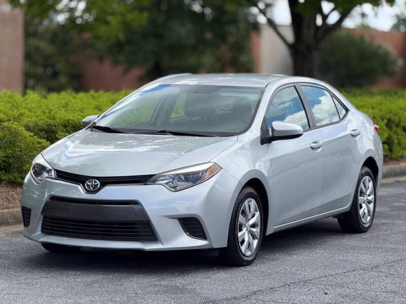 Used 2015 Toyota Corolla LE FWD image 2