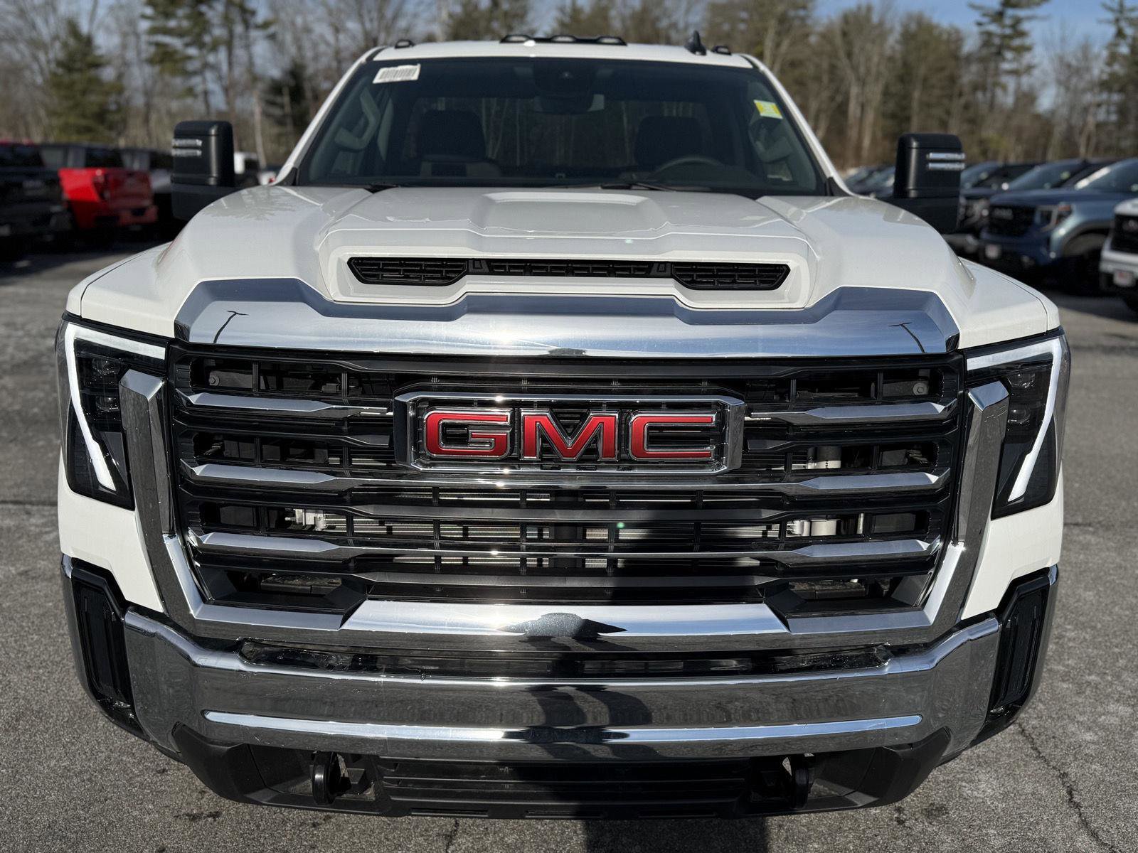 New 2025 GMC Sierra 3500 SLE w/ SLE Convenience Package image 2