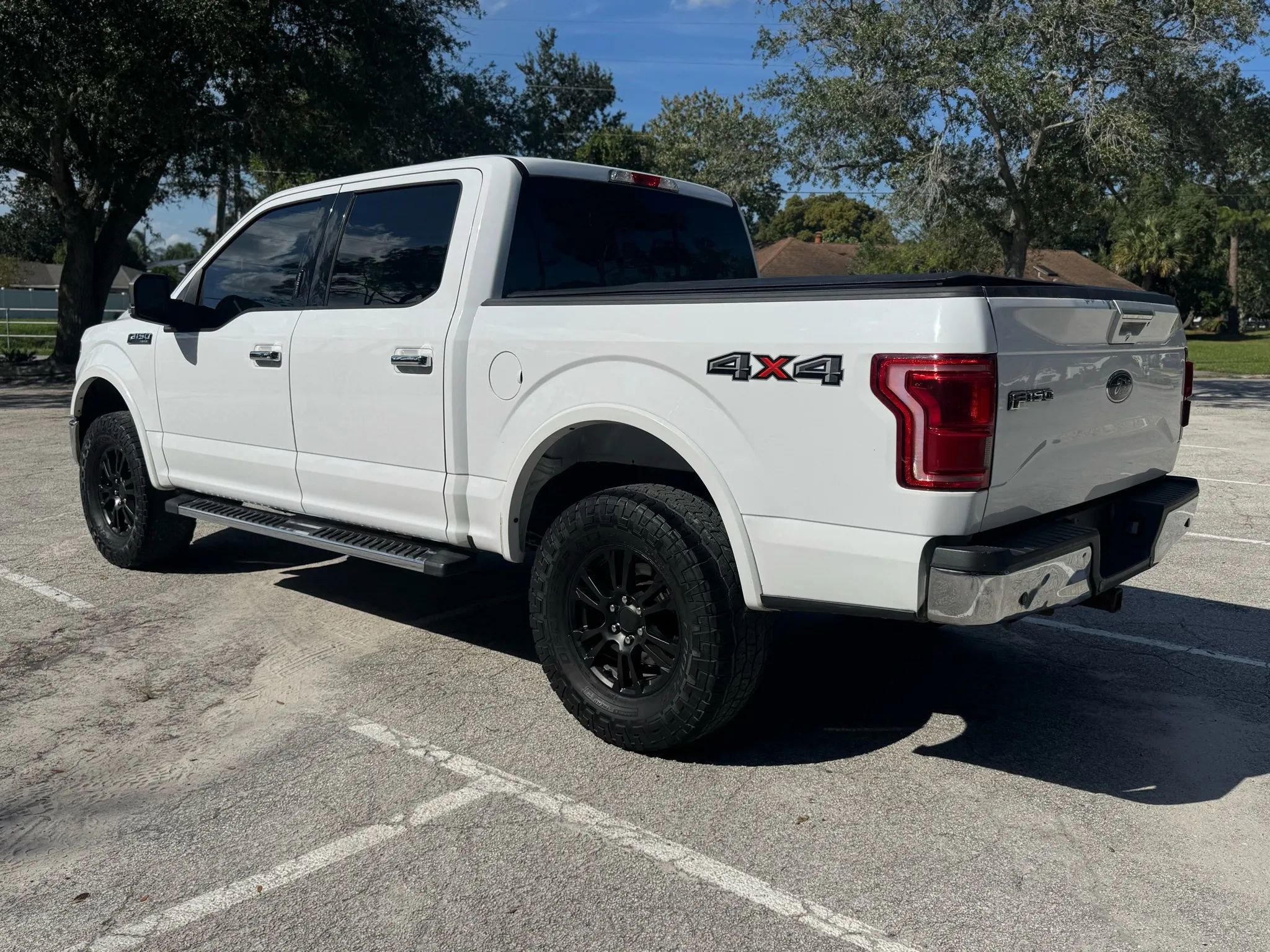 Used 2017 Ford F150 Lariat image 5