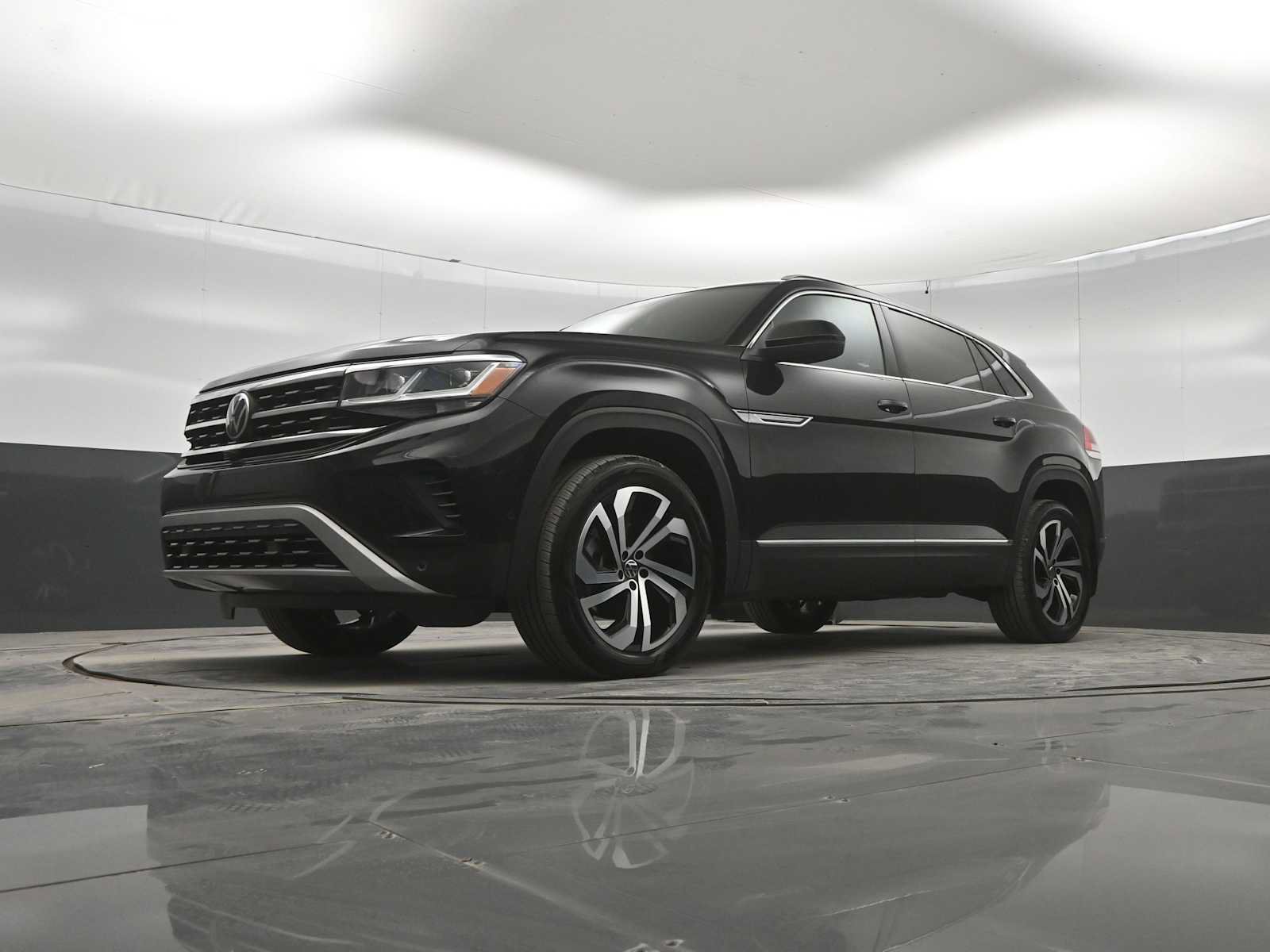 Used 2021 Volkswagen Atlas Cross Sport SEL Premium AWD/4WD image 34