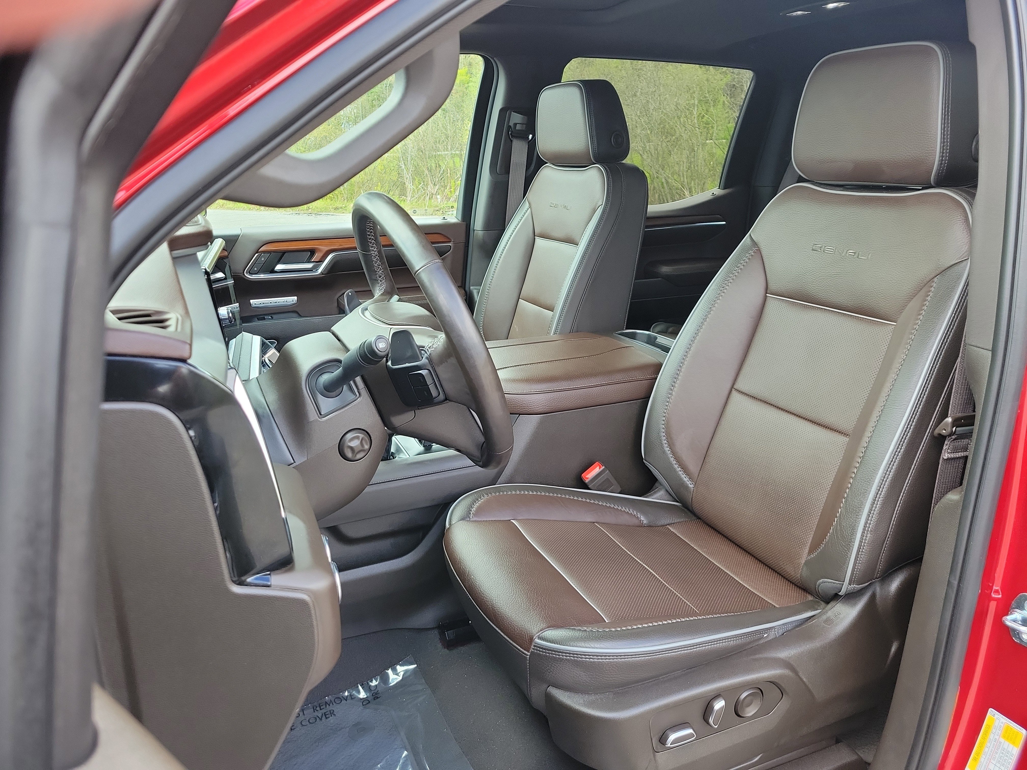 Used 2023 GMC Sierra 1500 Denali w/ Denali Reserve Package AWD/4WD image 14