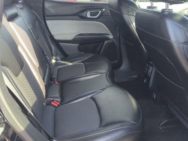 Used 2024 Jeep Compass Latitude image 24