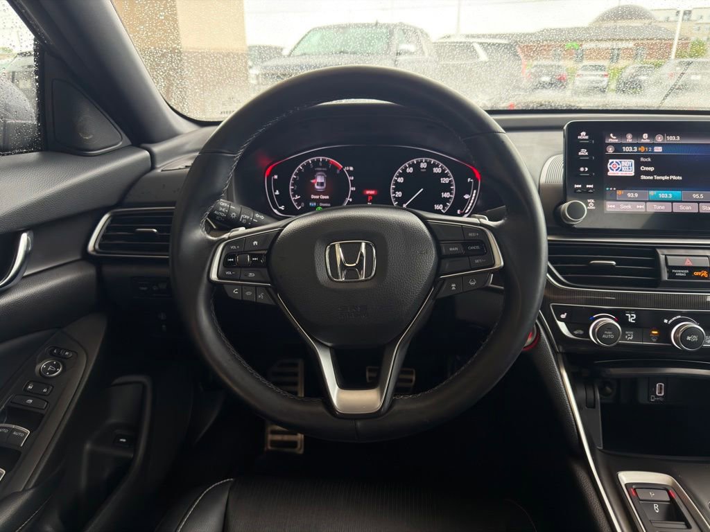 Used 2018 Honda Accord Sport image 13