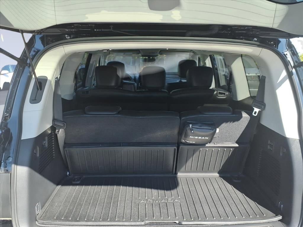 Used 2024 Nissan Armada Platinum w/ Cargo Package image 11