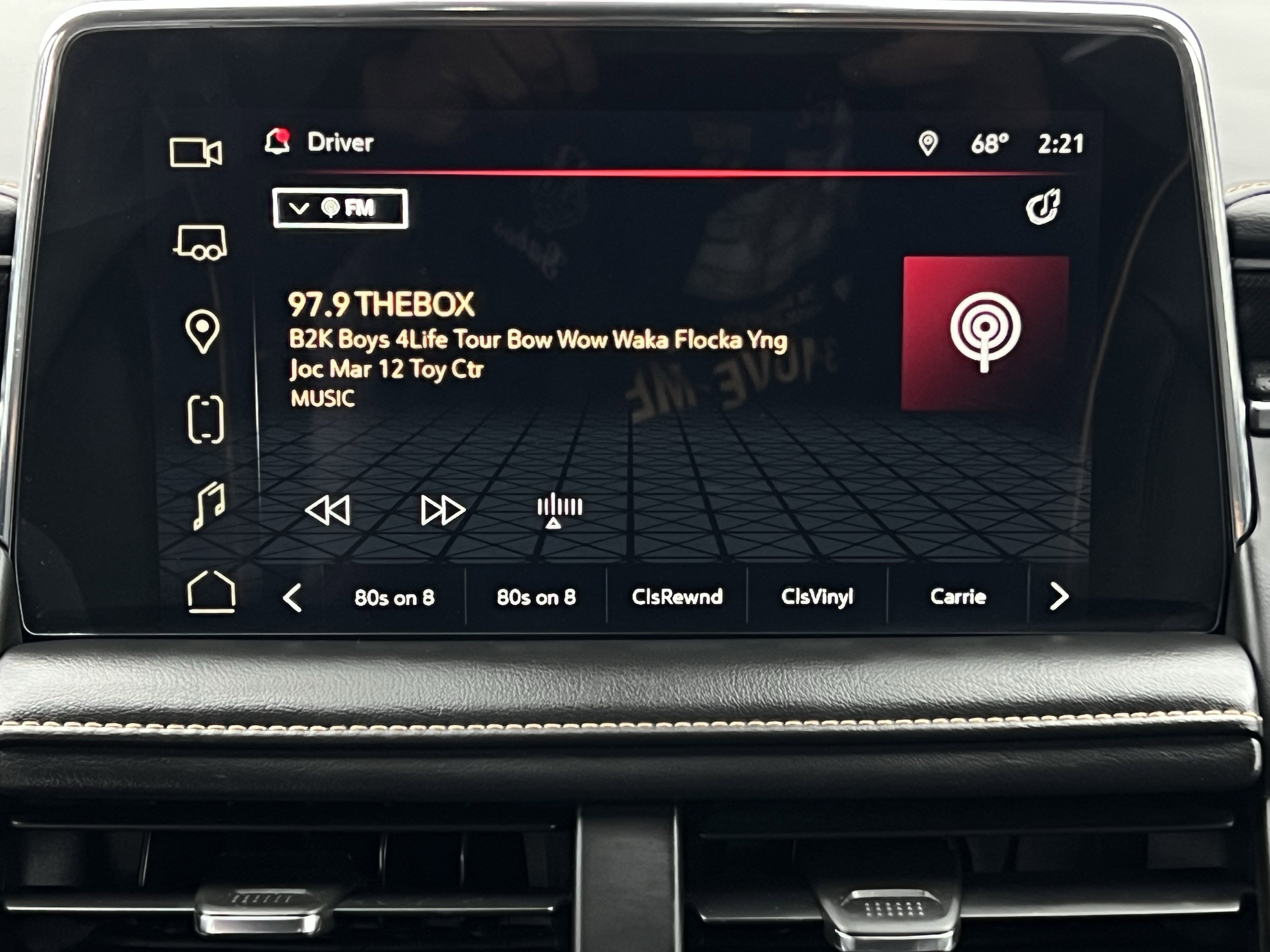 Used 2023 GMC Yukon AT4 image 19