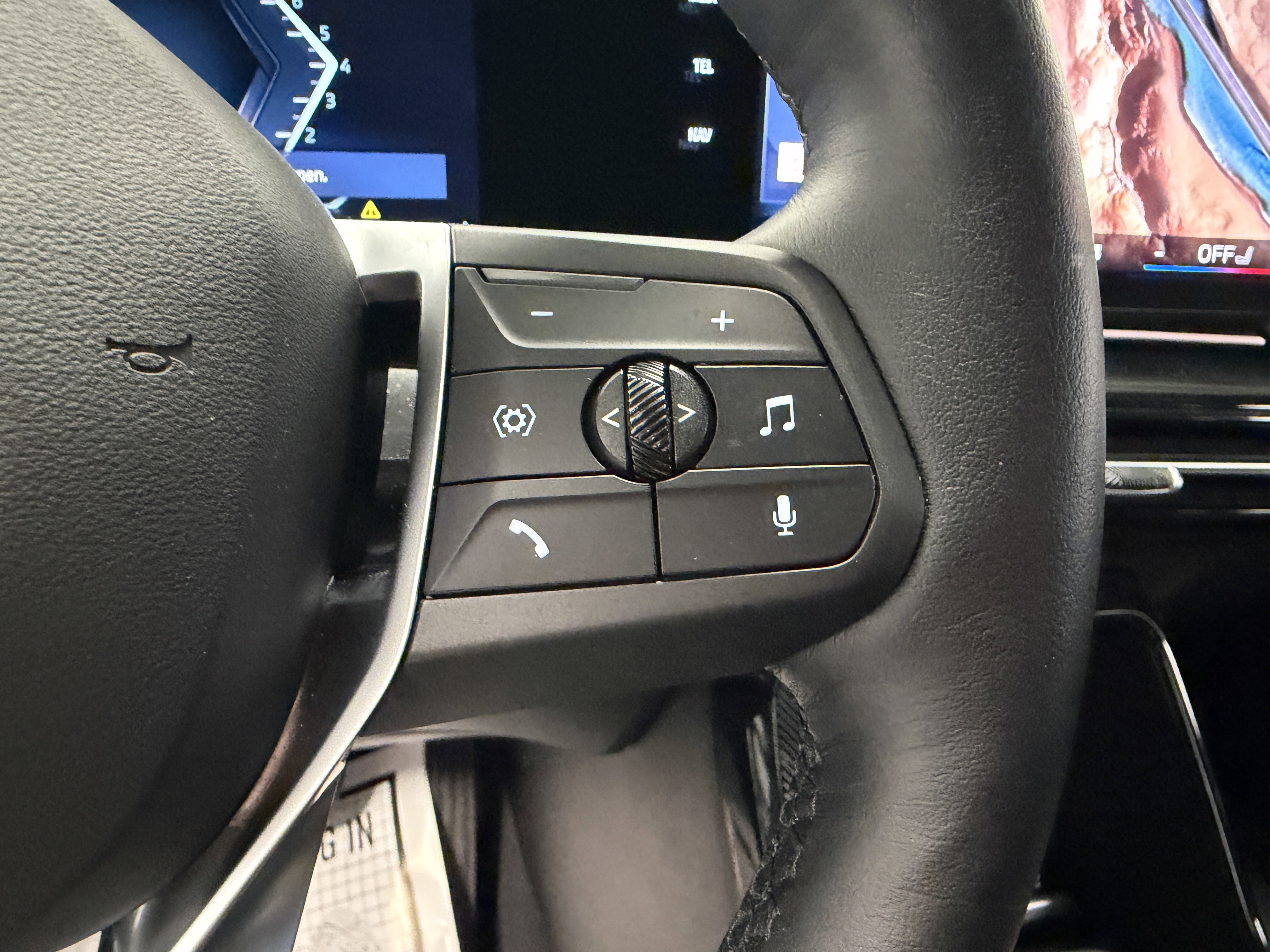 Used 2025 BMW X2 xDrive28i image 18