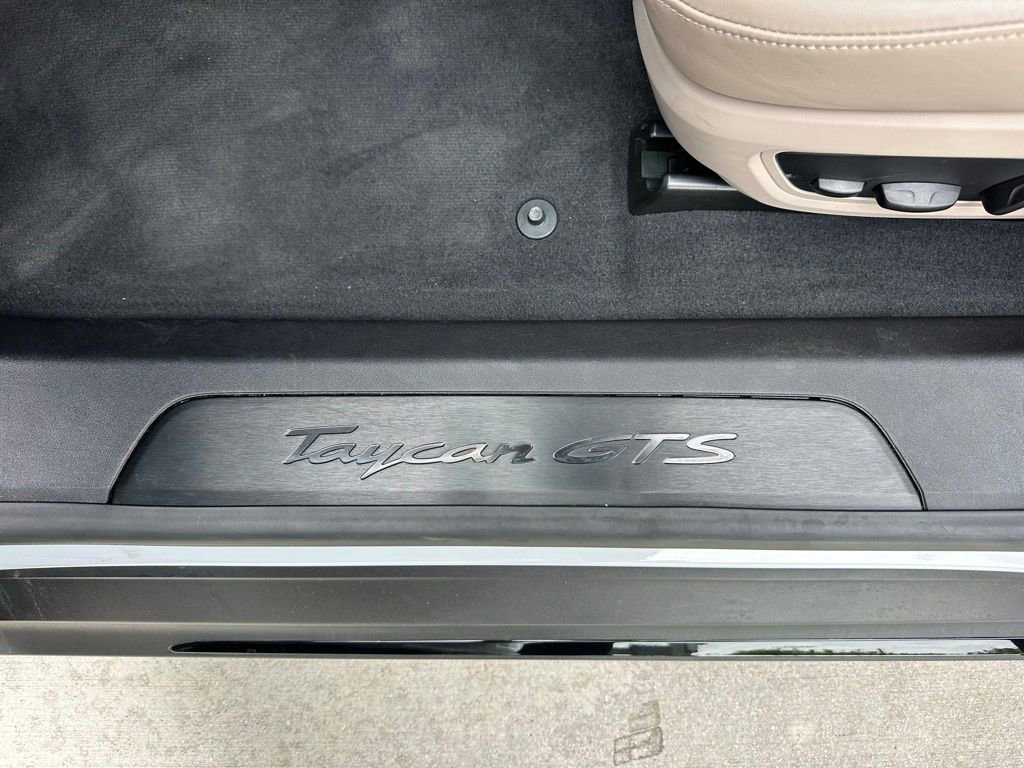 Certified 2022 Porsche Taycan GTS AWD/4WD image 21