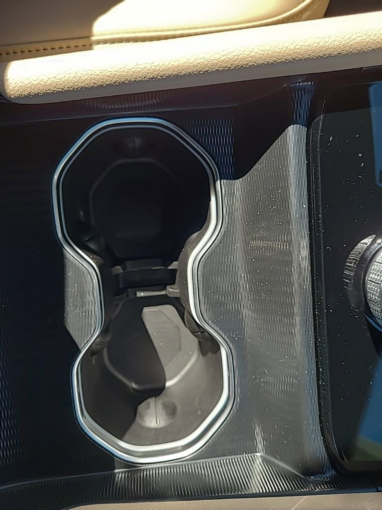 New 2025 Jeep Grand Cherokee Limited w/ Luxury Tech Group II image 28