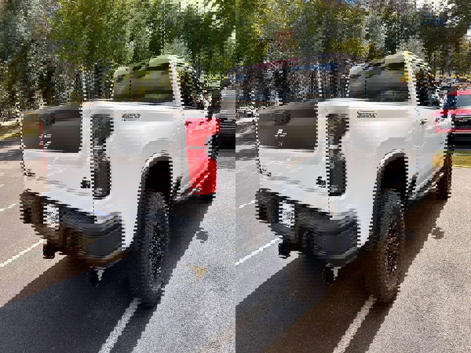 Used 2024 Chevrolet Silverado 2500 ZR2 w/ ZR2 Bison Edition image 9