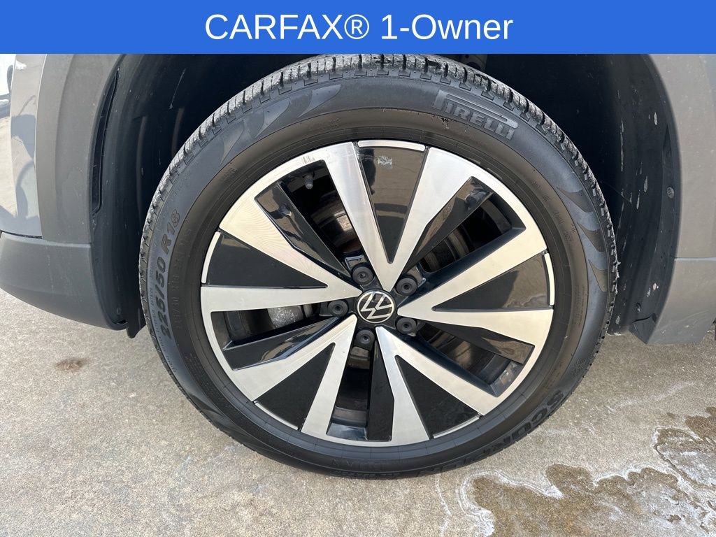 Used 2022 Volkswagen Taos SE image 32
