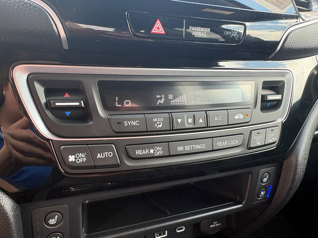 Certified 2024 Honda Passport Black Edition image 22