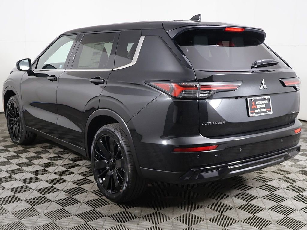 New 2026 Mitsubishi Outlander LE AWD/4WD image 10
