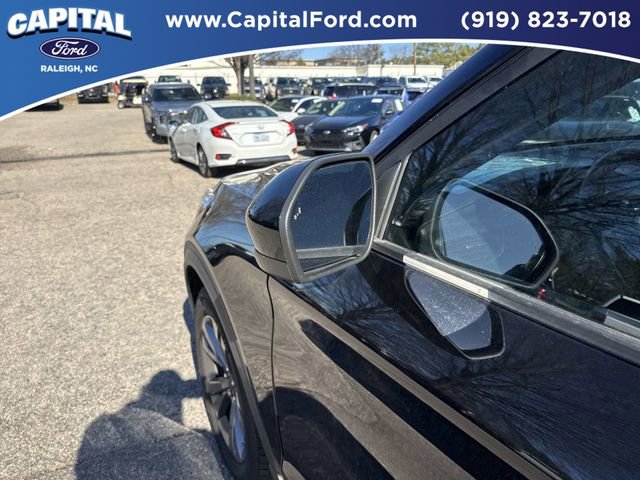 New 2024 Ford Explorer XLT w/ Equipment Group 202A image 12