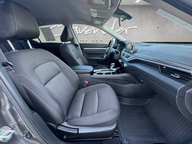 Used 2023 Nissan Altima 2.5 SV FWD image 24