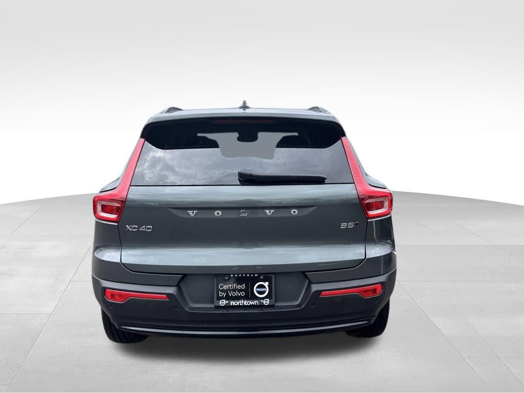 Certified 2026 Volvo XC40 B5 Core w/ Climate Package AWD/4WD image 36