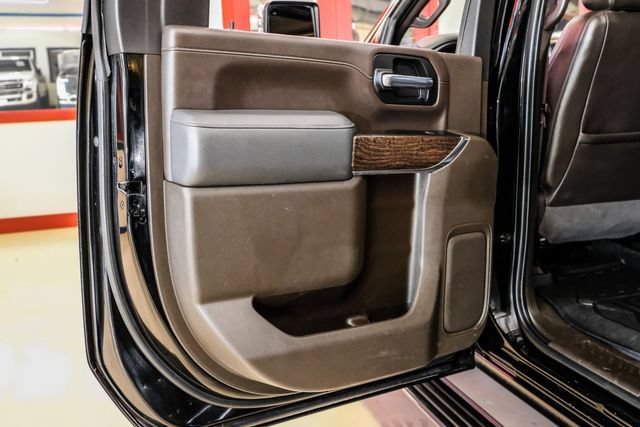 Used 2023 GMC Sierra 3500 Denali w/ Denali Ultimate Package AWD/4WD image 37