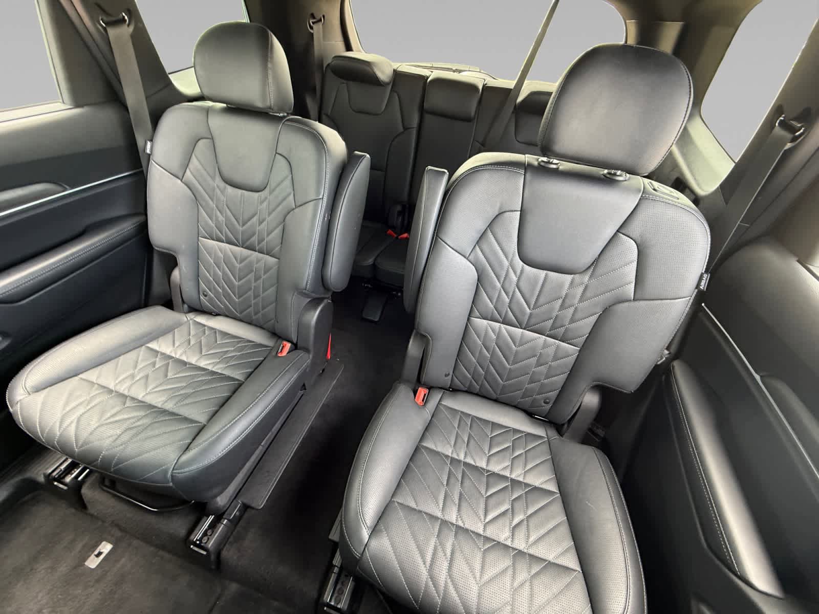 Used 2024 Kia Telluride EX X-Line image 13