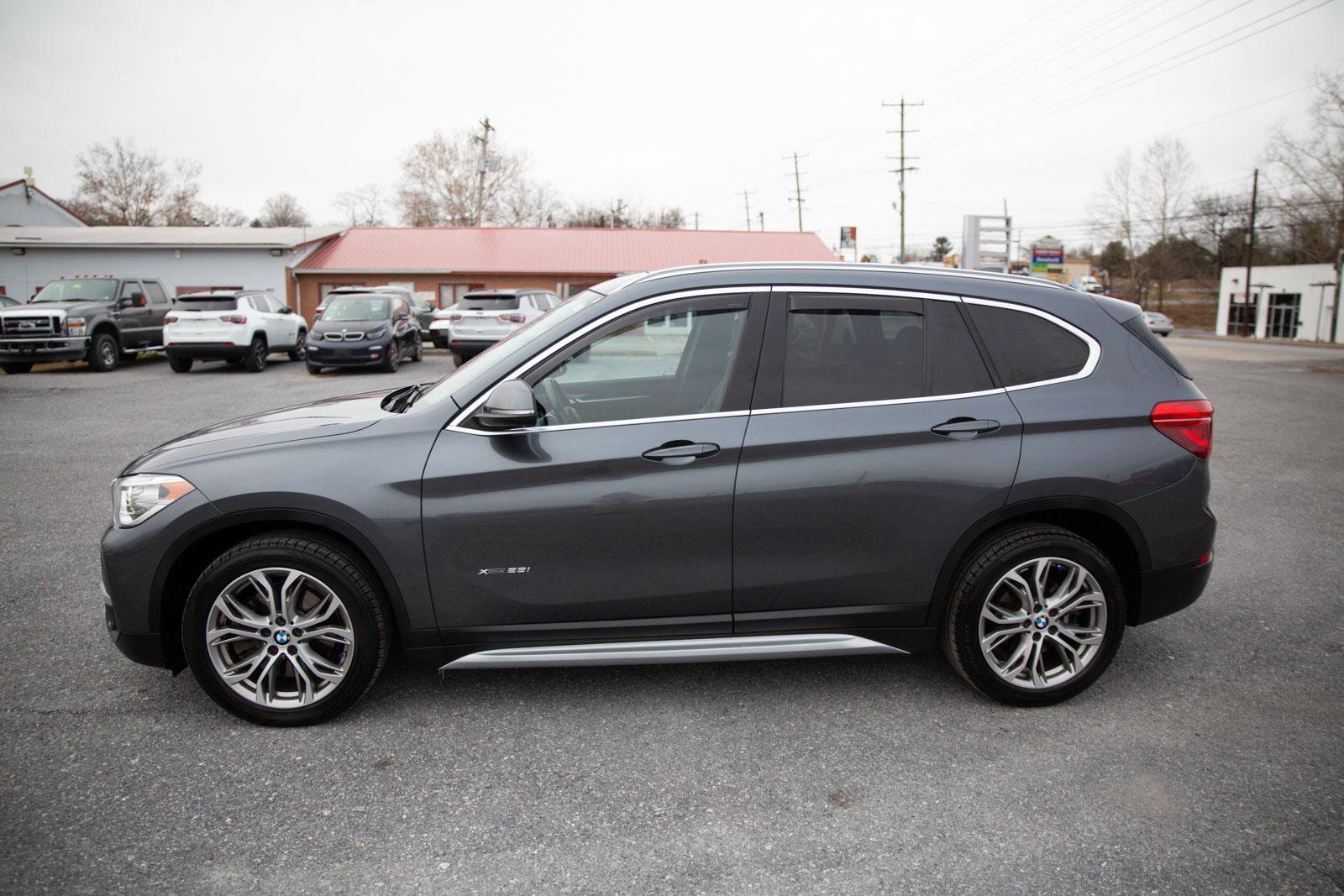 Used 2017 BMW X1 xDrive28i image 6