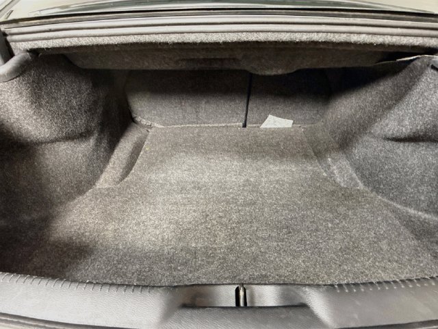 Used 2020 Chrysler 300 S RWD image 34