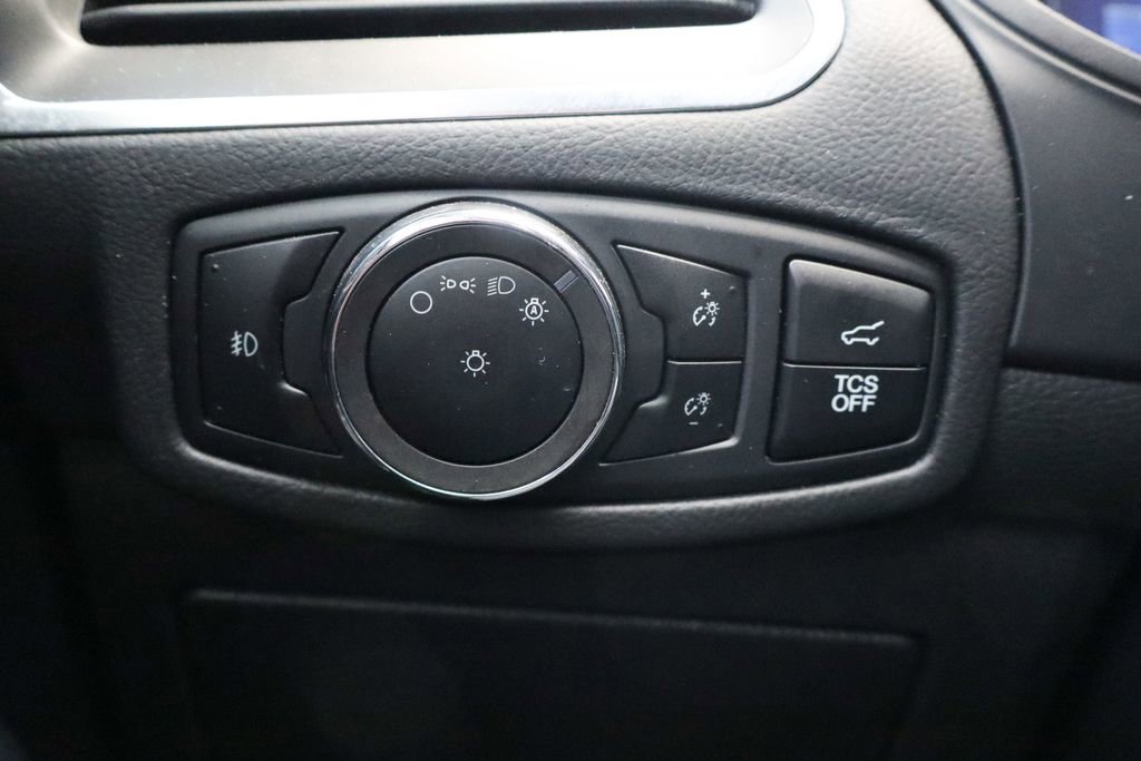 Used 2024 Ford Edge Titanium image 21