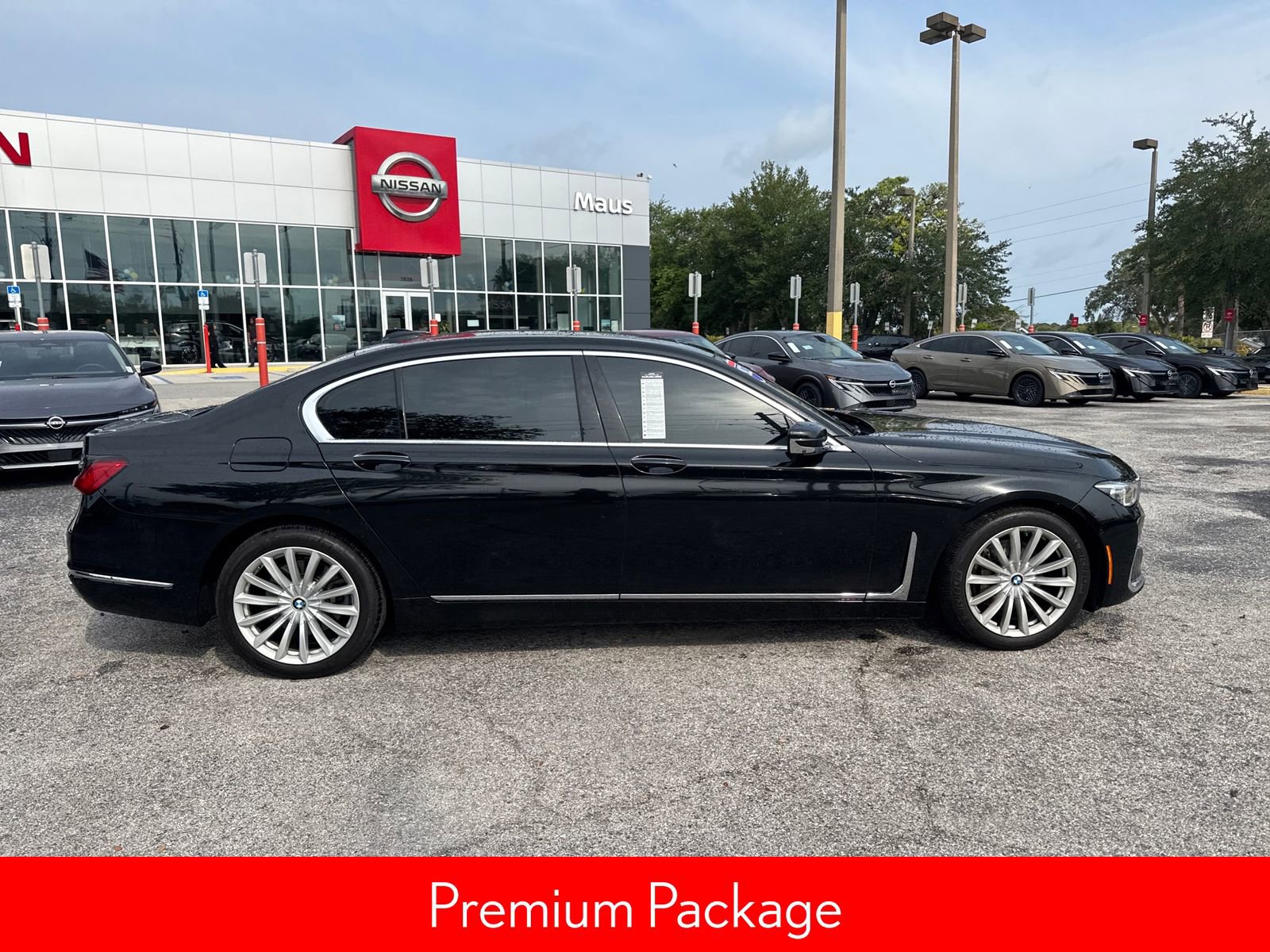 Used 2022 BMW 740i RWD image 5