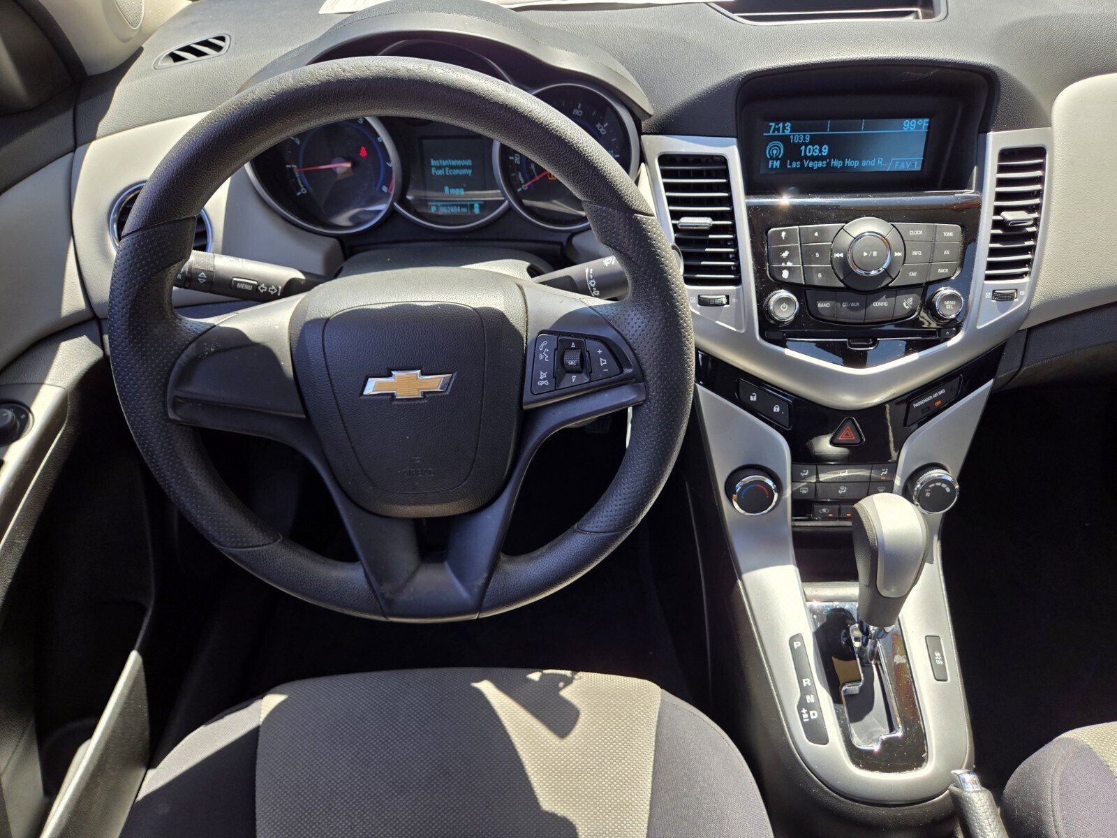 Used 2012 Chevrolet Cruze LS w/ Connectivity Package FWD image 8