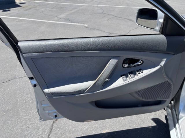 Used 2010 Toyota Camry FWD image 10