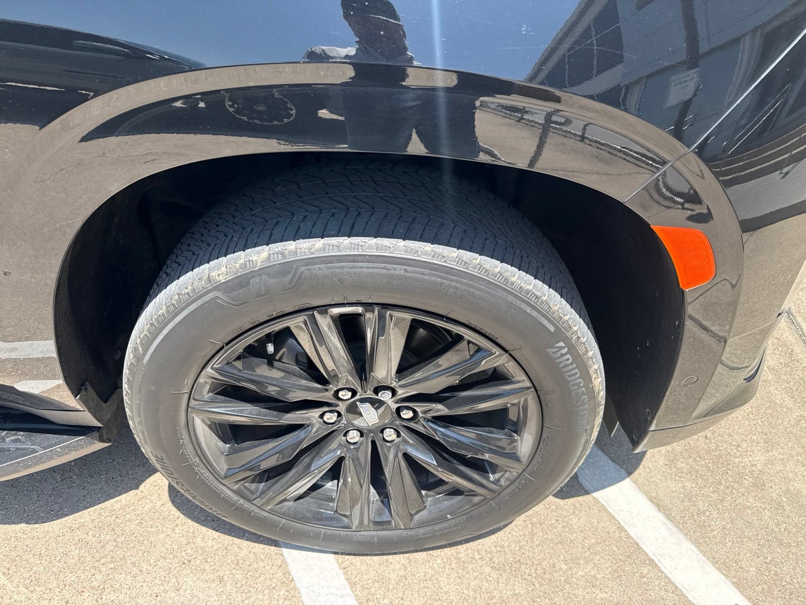 Used 2022 Cadillac Escalade Sport RWD image 4