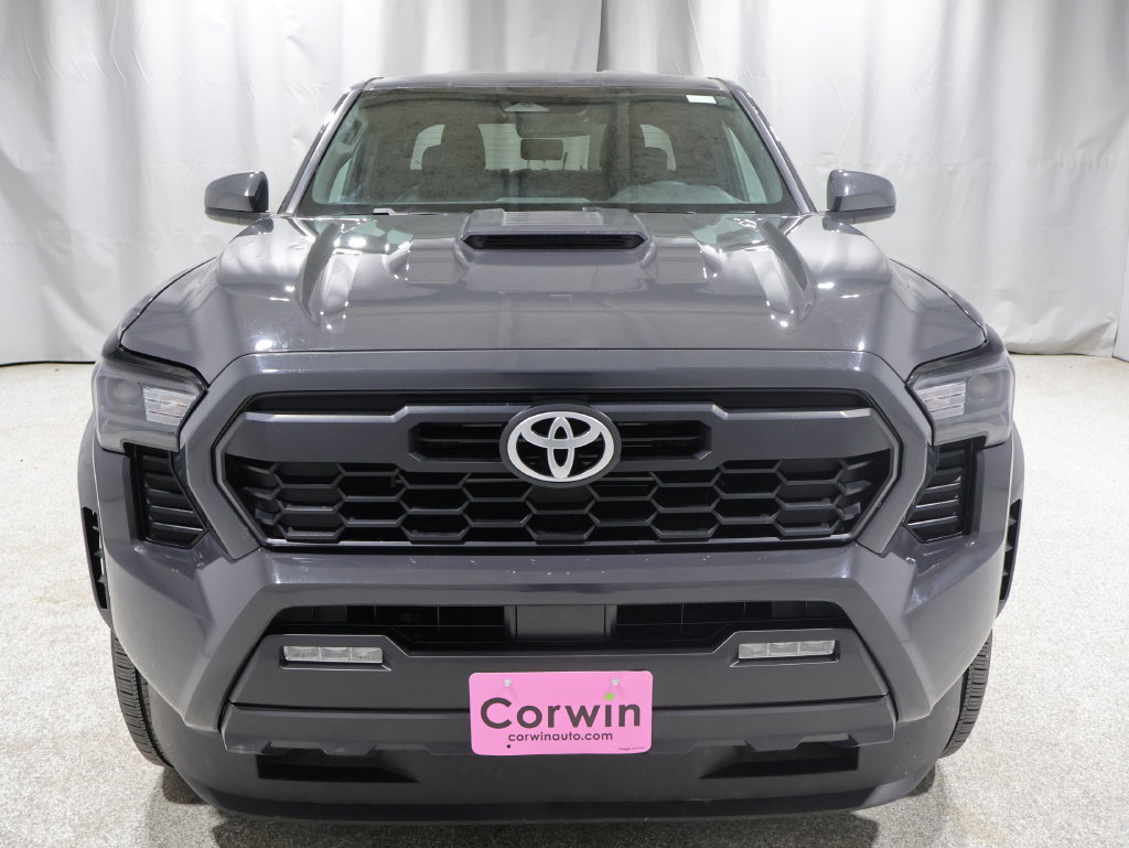 Certified 2025 Toyota Tacoma TRD Sport AWD/4WD image 8