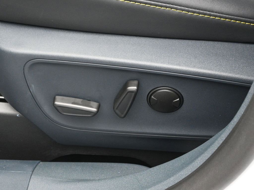 New 2025 Ford Maverick Lobo image 7