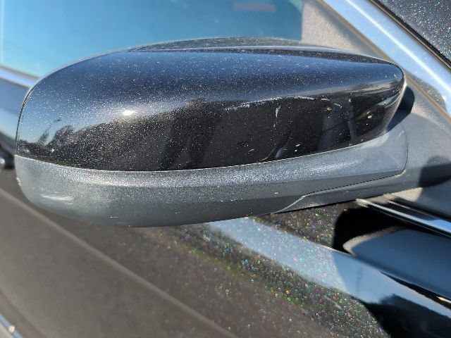 Used 2013 Ford Taurus SEL FWD image 16