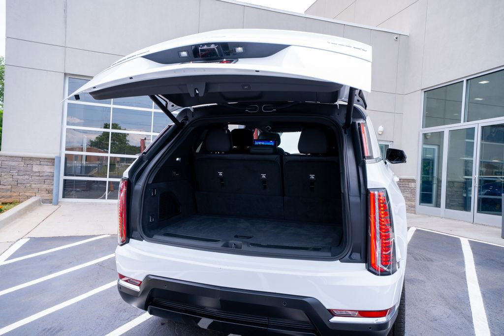 Used 2025 Cadillac Escalade IQ Luxury 1 w/ Smart Trailering package AWD/4WD image 57