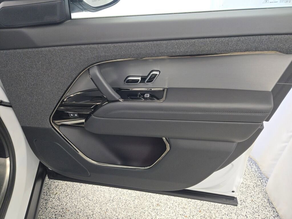 Used 2024 Land Rover Range Rover Sport Dynamic SE image 6