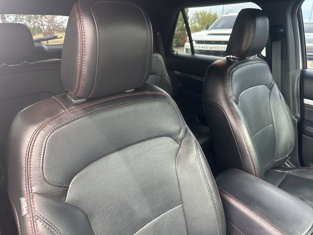 Used 2018 Ford Explorer Sport w/ Equipment Group 401A image 30