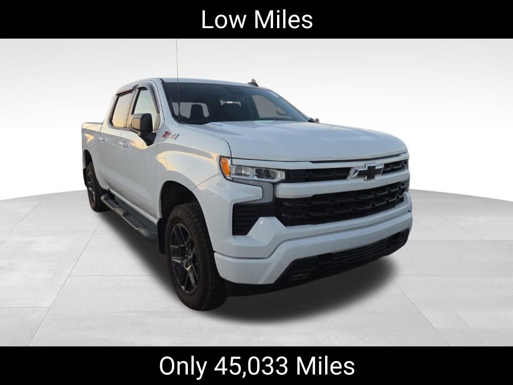 Used 2023 Chevrolet Silverado 1500 RST w/ Convenience Package II image 2