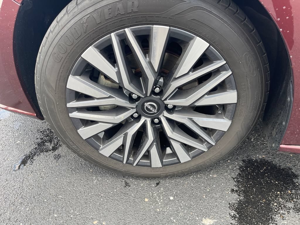 Used 2023 Nissan Altima 2.5 SV FWD image 10