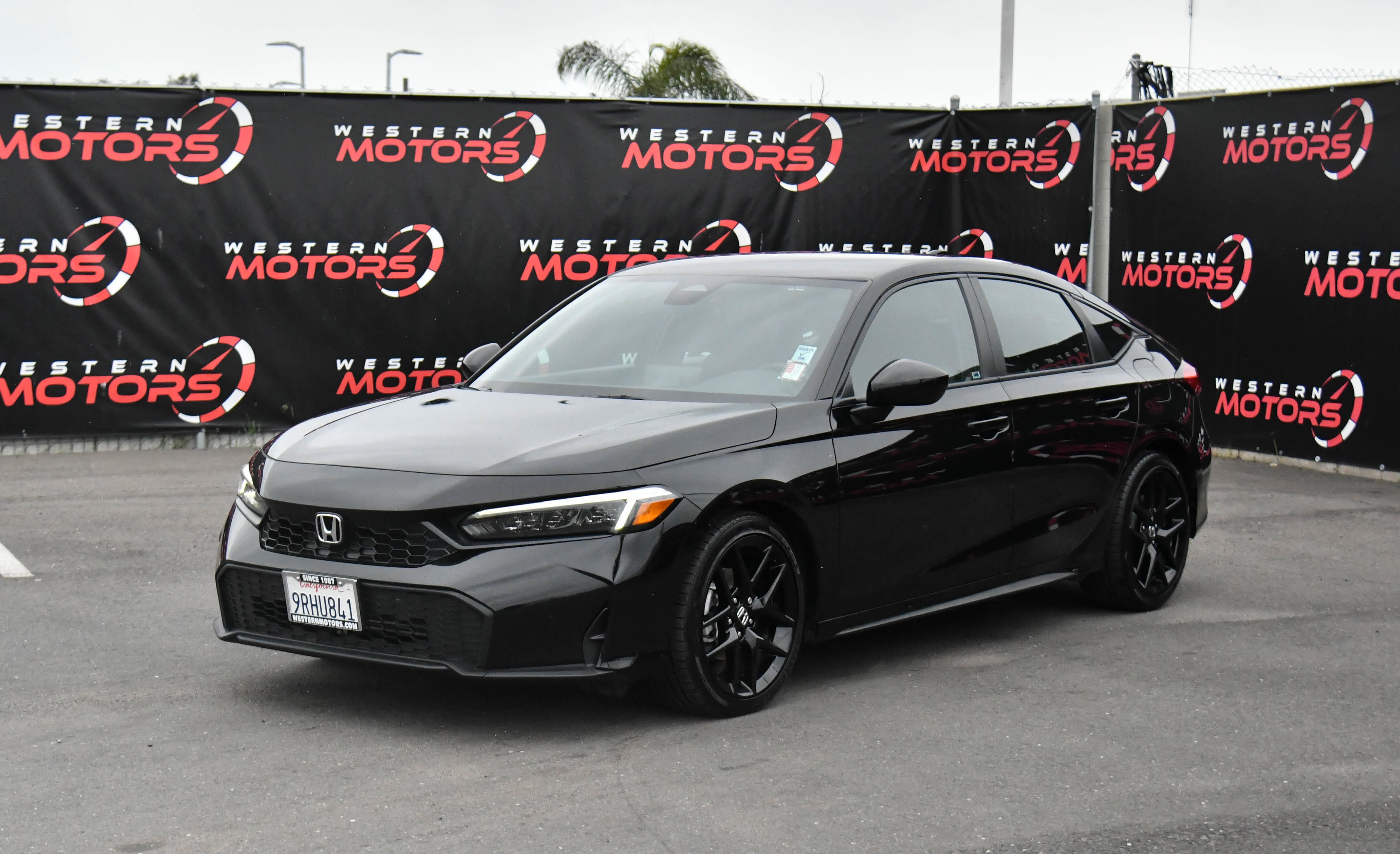 Used 2025 Honda Civic Sport image 3