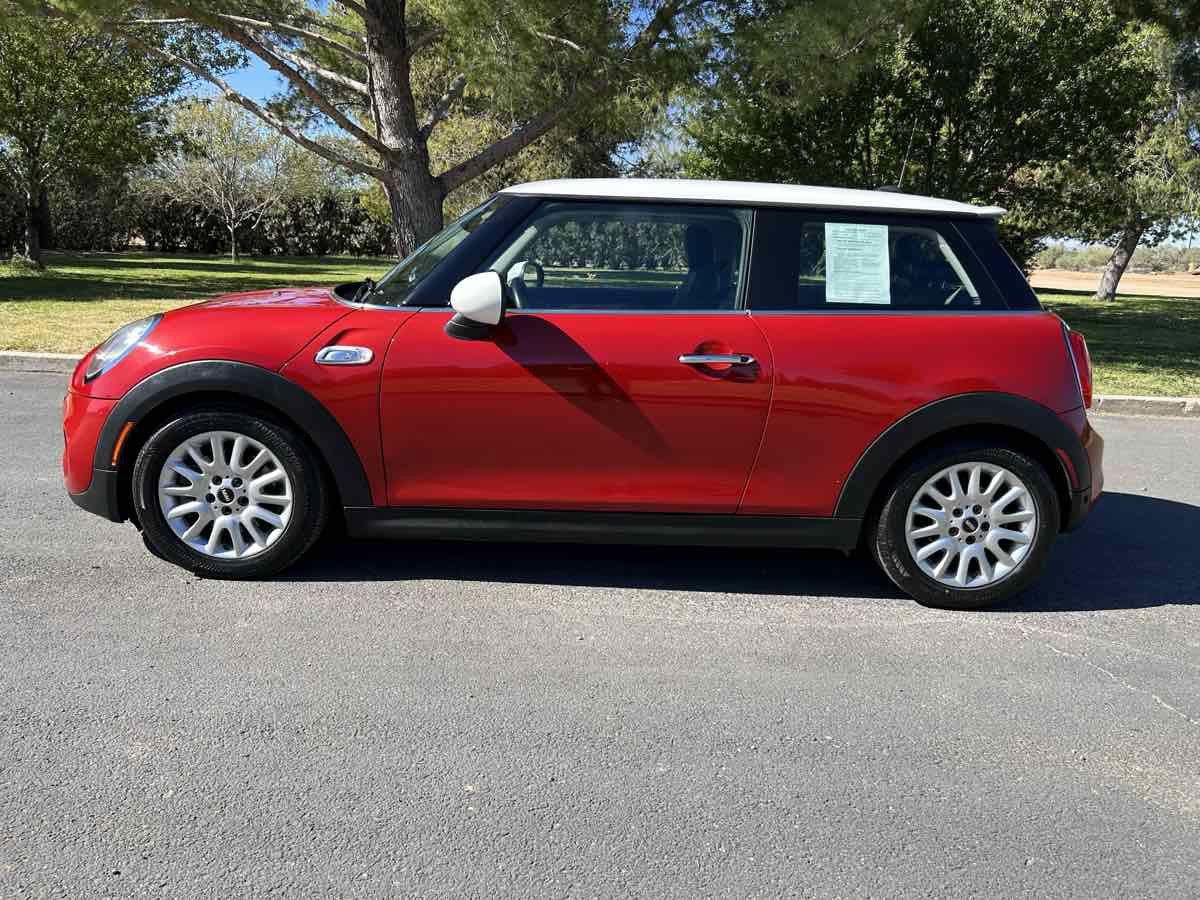 Used 2014 MINI Cooper S FWD image 2