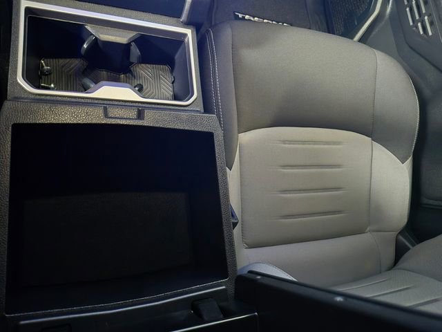 Certified 2024 Toyota Tacoma TRD Off-Road AWD/4WD image 28