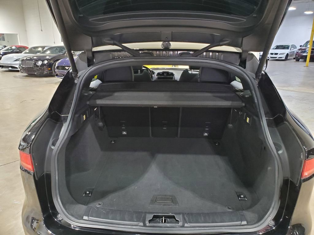 Used 2017 Jaguar F-PACE S image 45