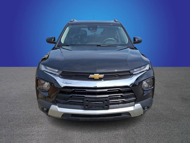 Used 2023 Chevrolet TrailBlazer LT w/ Convenience Package FWD image 2