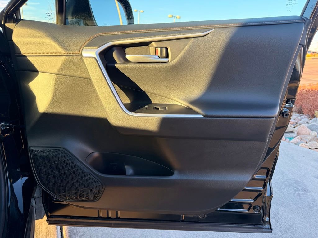 Used 2023 Toyota RAV4 Adventure image 28