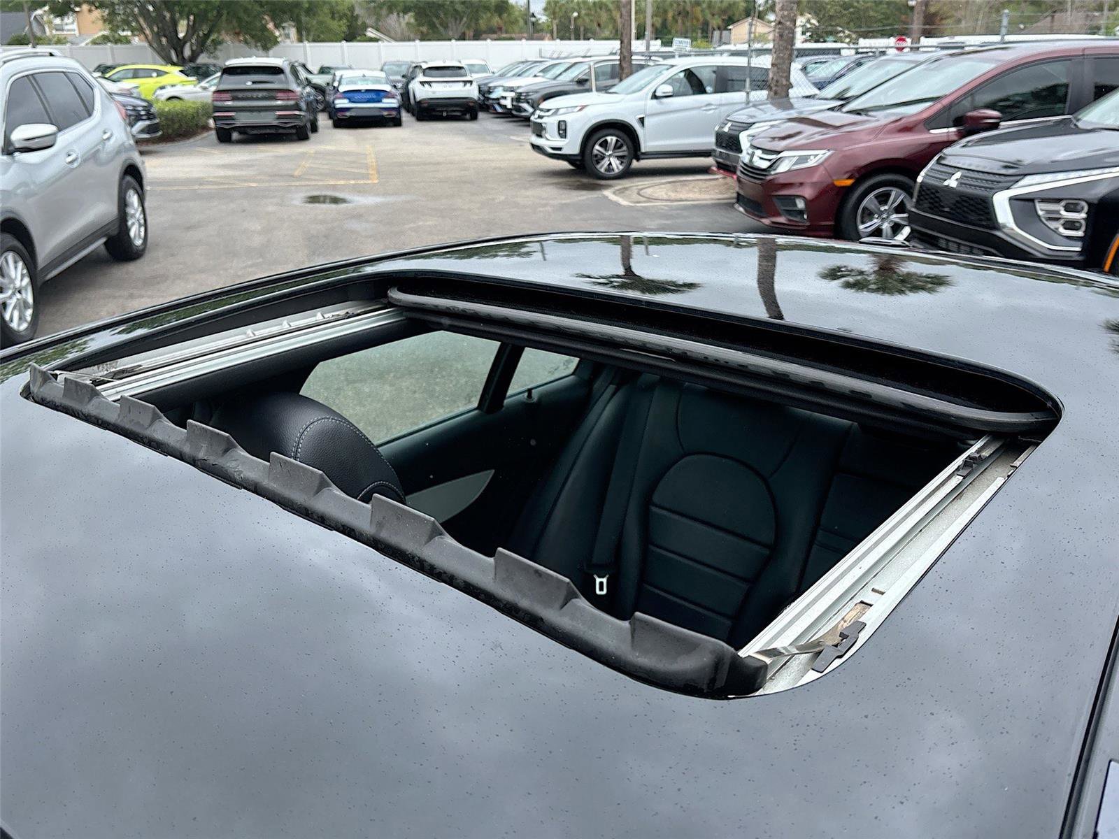 Used 2019 Mercedes-Benz C 300 4MATIC Sedan image 21