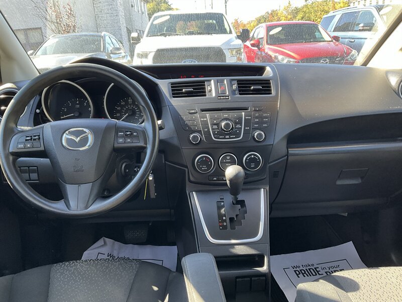 Used 2012 MAZDA MAZDA5 Sport FWD image 12