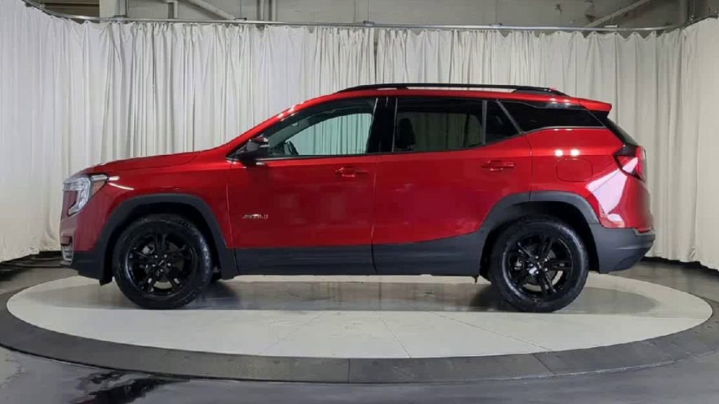 Used 2022 GMC Terrain AT4 w/ Infotainment Package II image 6
