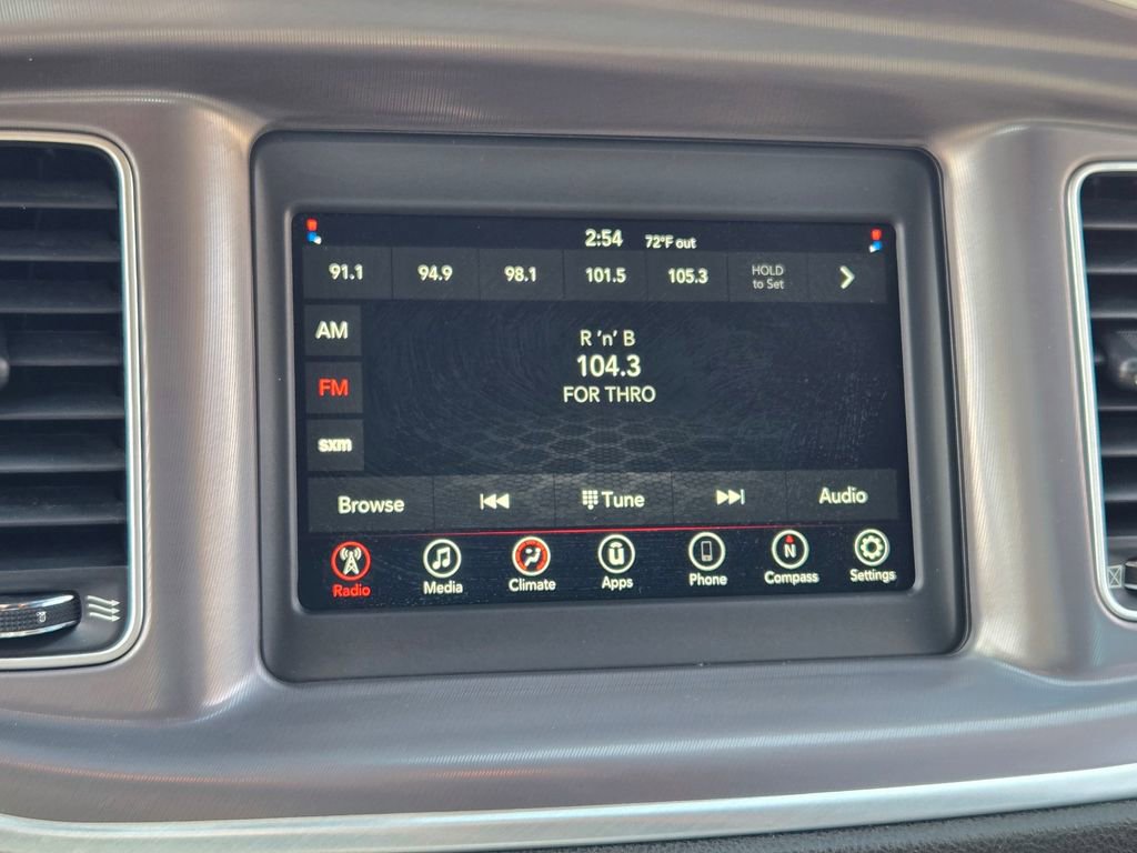 Used 2022 Dodge Charger SXT image 30