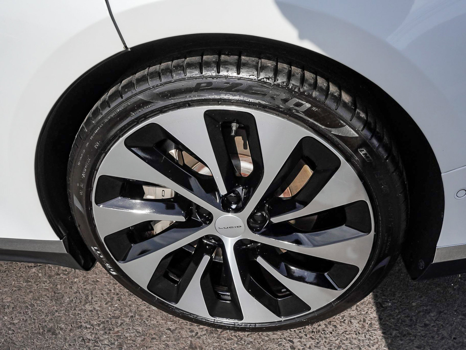 Used 2023 Lucid Air Touring AWD/4WD image 7