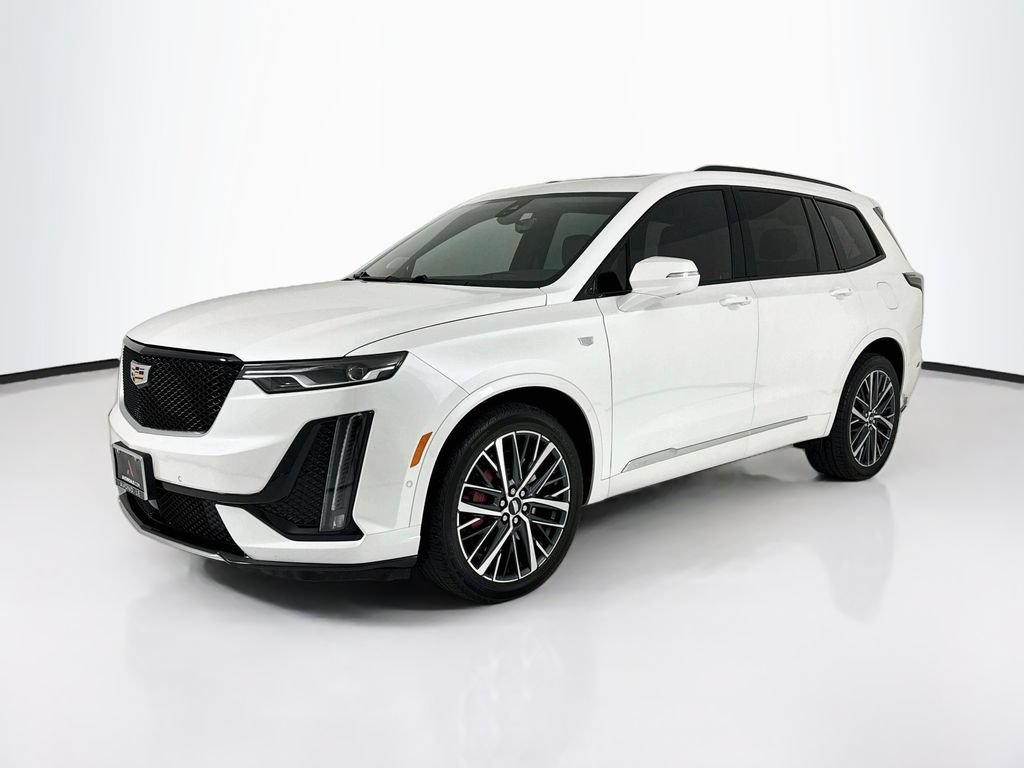 Used 2022 Cadillac XT6 Sport w/ Technology Package AWD/4WD image 1