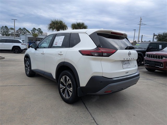Used 2023 Nissan Rogue SV image 5