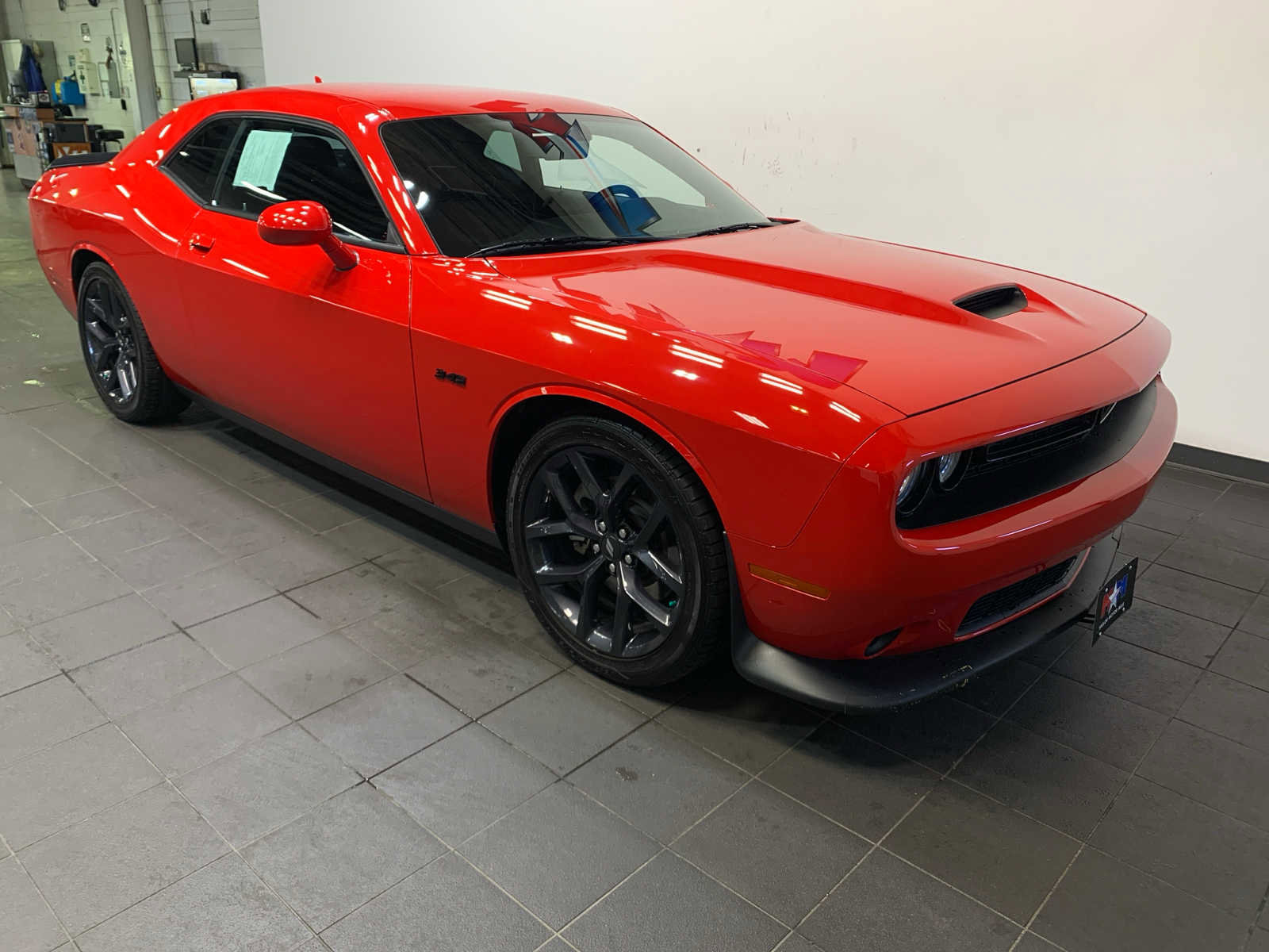 Used 2023 Dodge Challenger R/T w/ Blacktop Package RWD image 2